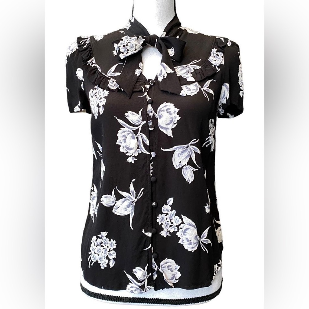 Anthropologie Mauve Floral Blouse Size M